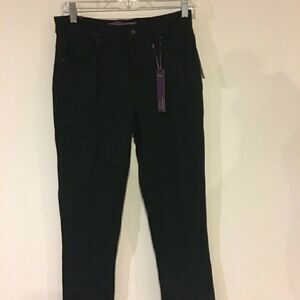 Gloria Vanderbilt Amanda Black TaperedJean SZ 6P
